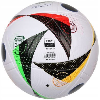 Футбольный мяч Adidas Fussballliebe Euro 2024 League Box IN9369, размер №5